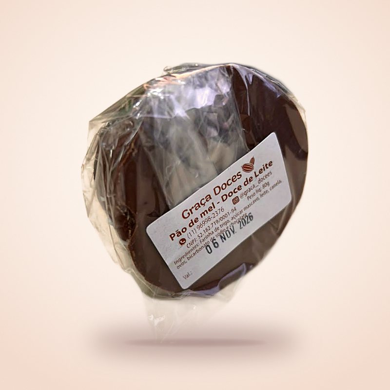 Pão de mel de doce de leite com a etiqueta da Graça Doces